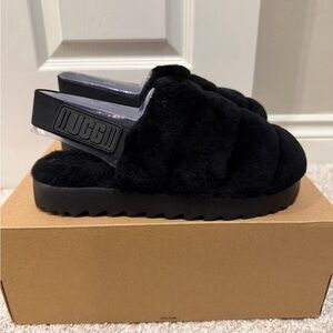 Authentic UGG Women's Black size 7 Fluff Yeah platform sandals